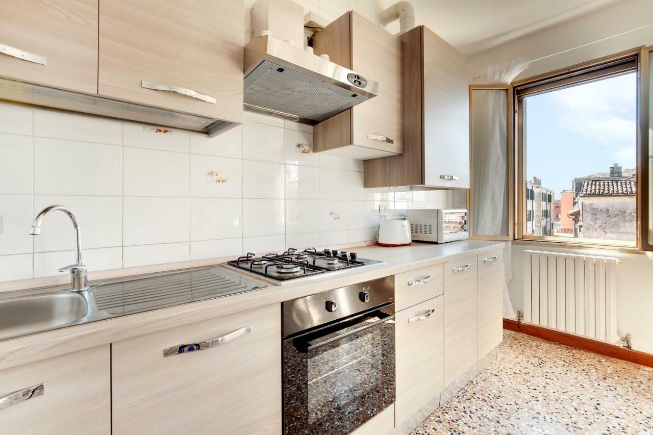 Tre Archi Apartment เวนิส ภายนอก รูปภาพ