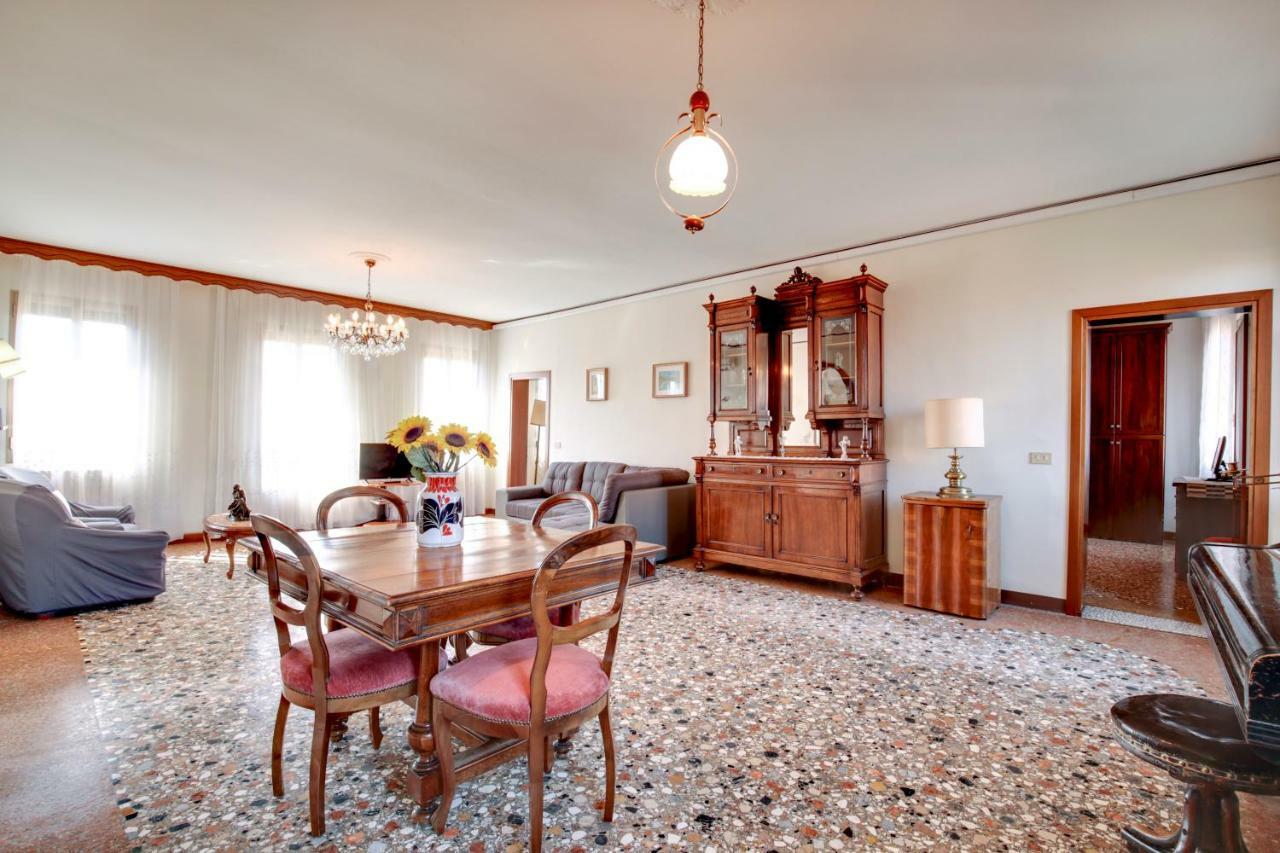 Tre Archi Apartment เวนิส ภายนอก รูปภาพ