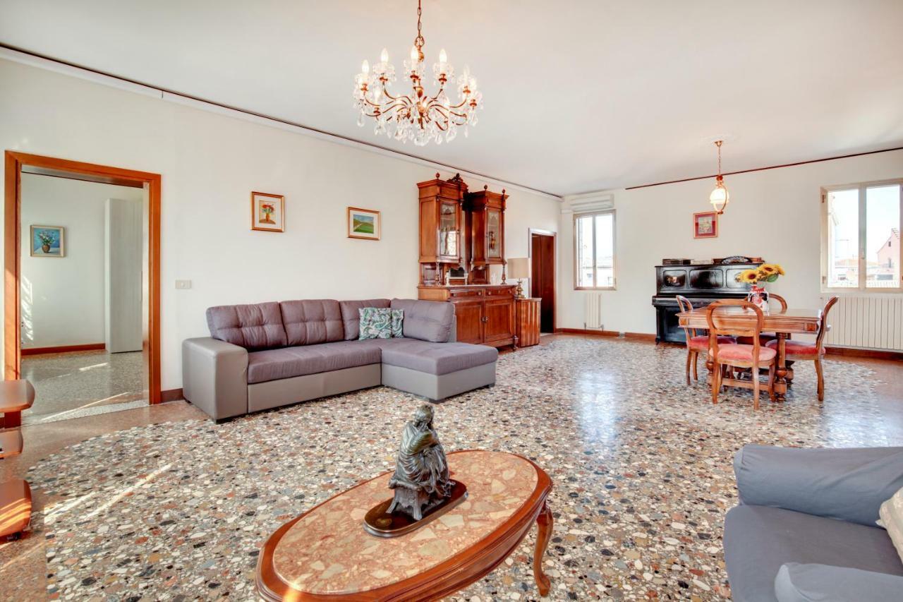 Tre Archi Apartment เวนิส ภายนอก รูปภาพ