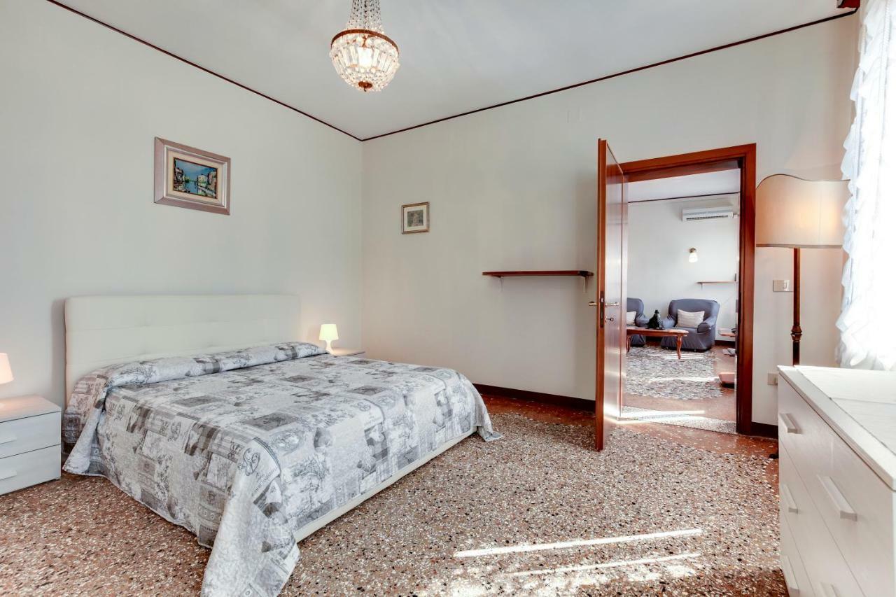 Tre Archi Apartment เวนิส ภายนอก รูปภาพ
